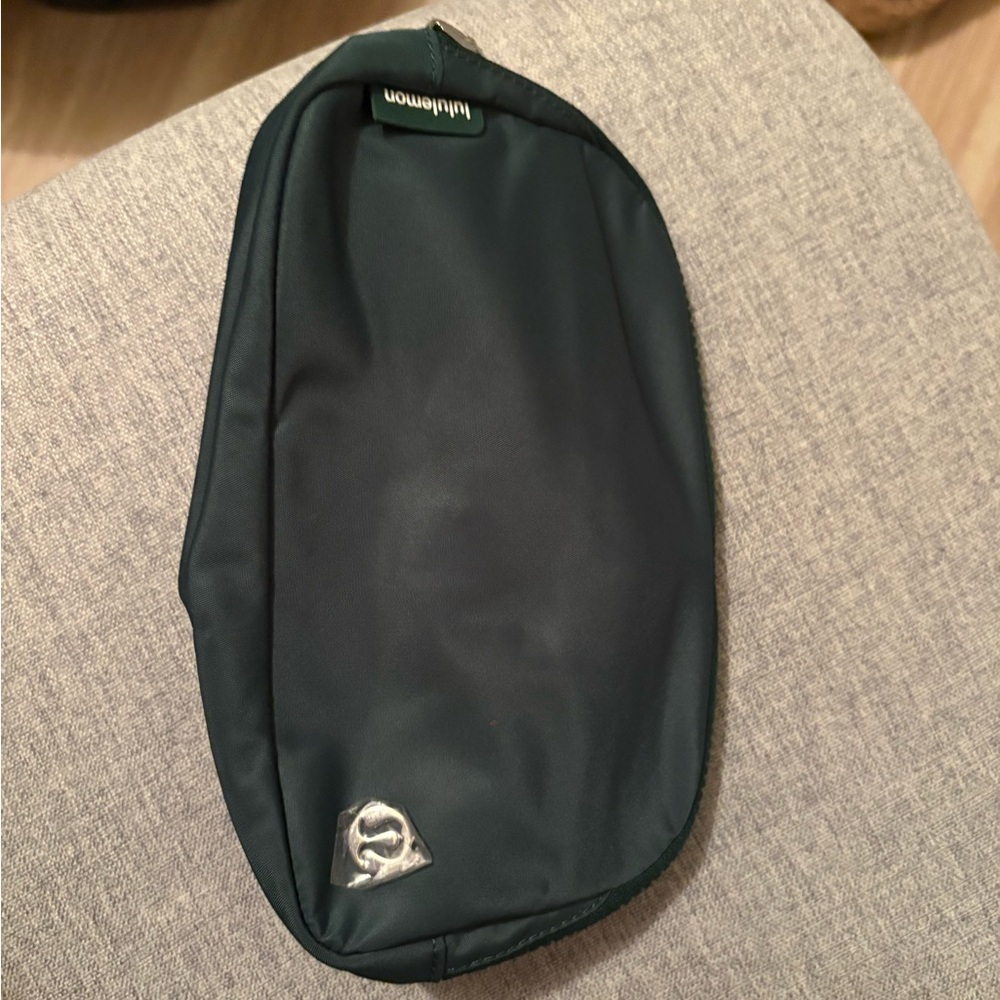 lululemon athletica Green everywhere Belt bag